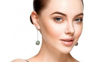 成都華人醫(yī)聯(lián)整形美容醫(yī)院整形價(jià)格表及醫(yī)院介紹