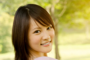 南京愛微醫(yī)療美容門診部樸成學(xué)整形價(jià)格表附切開雙眼皮案例展示