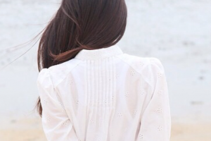 西安悅?cè)A醫(yī)療整形醫(yī)院王愛琴整形價格表附膨體墊下巴案例展示