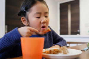 邵陽(yáng)愛(ài)爾眼科醫(yī)院李榮整形價(jià)格表附眼部綜合案例展示