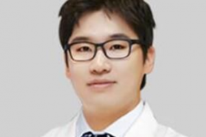 上海愉悅美聯(lián)臣醫(yī)療美容醫(yī)院曹棟弼怎么樣？附真人磨骨案例