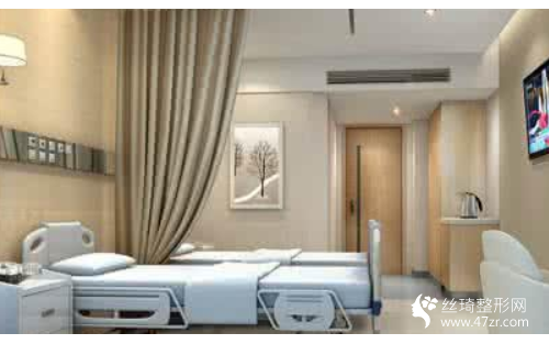 邵逸夫醫(yī)院美容科環(huán)境好不好隆胸價格貴不貴附案例和價格表