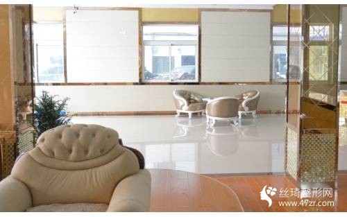 曼陀羅整形醫(yī)院環(huán)境怎么樣？割雙眼皮全過(guò)程分享及價(jià)格表一覽