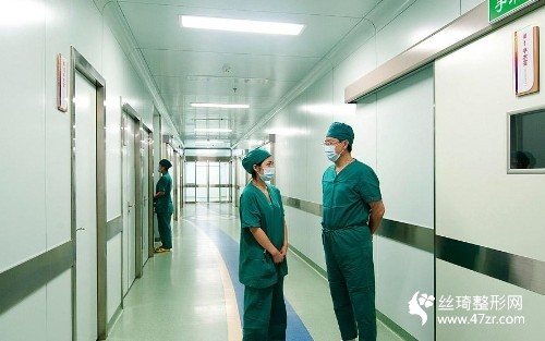 蘭大二院好不好？鼻部手術(shù)整形費(fèi)用醫(yī)生推薦