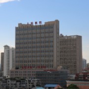 三峽大學(xué)人民醫(yī)院假體隆鼻整形燒傷科