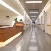 黃岡市中醫(yī)醫(yī)院燒傷假體隆鼻整形科